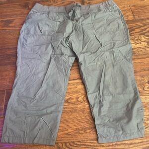 Women Capris